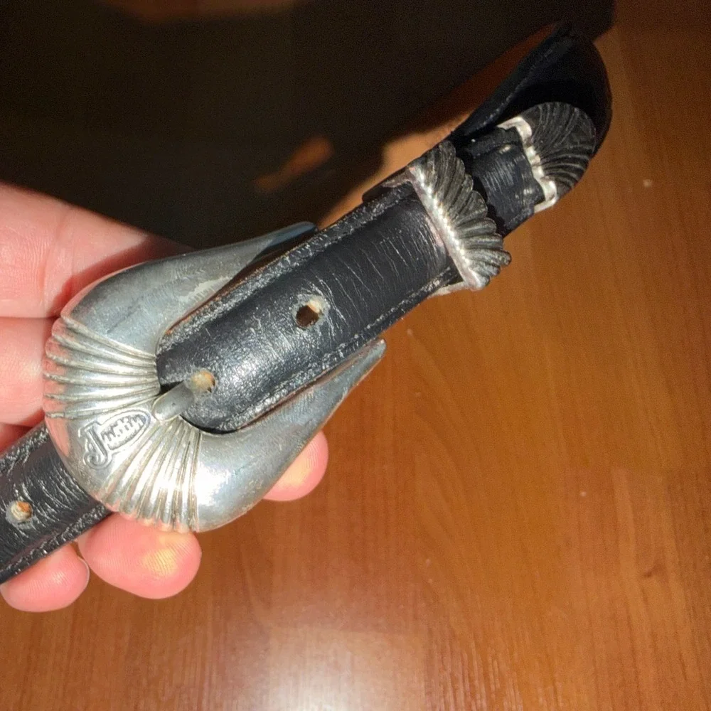 Justin Vintage 1991 Western Black Leather Belt Silver Scalloped Buckle 34 Retro